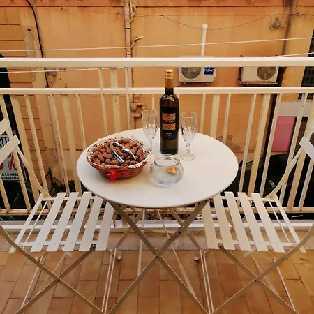 La Casa Del Corso Nocleg ze śniadaniem *